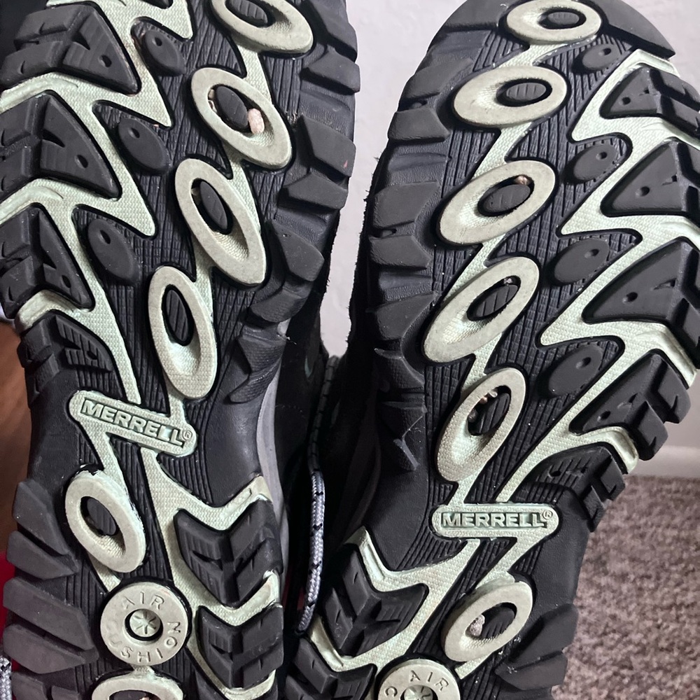 Merrell Black and Gray Hiking Boots with Dynamic Design